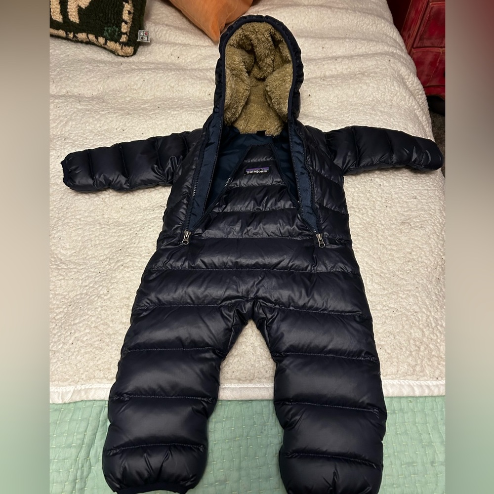 Patagonia toddler winter onesie - puffy jacket material. 0-3 months brand new